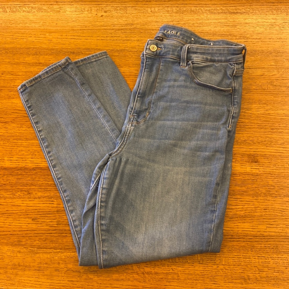 American Eagle Super Hi-Rise Jegging